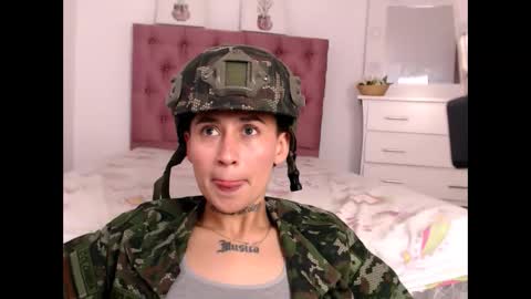 billielovee online show from March 2026 08:37:01 PM