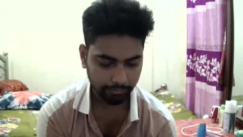 Snapshot of birbikrom104 chatting on June 2026 06:51:02 AM birbikrom104 online show from June 2026 06:51:02 AM