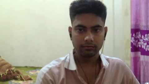 Snapshot of birbikrom104 chatting on June 2026 05:05:01 AM birbikrom104 online show from June 2026 05:05:01 AM
