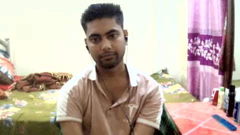 Snapshot of birbikrom104 chatting on June 2026 08:06:02 AM birbikrom104 online show from June 2026 08:06:02 AM