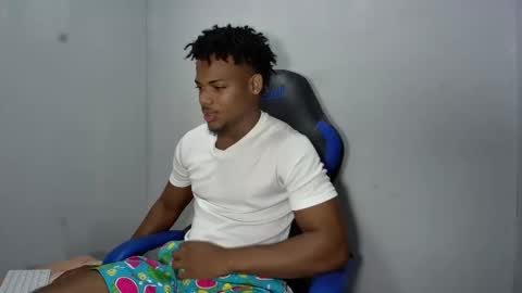 Snapshot of black_dicck chatting on June 2026 05:24:02 PM tu morenito online show from June 2026 05:24:02 PM