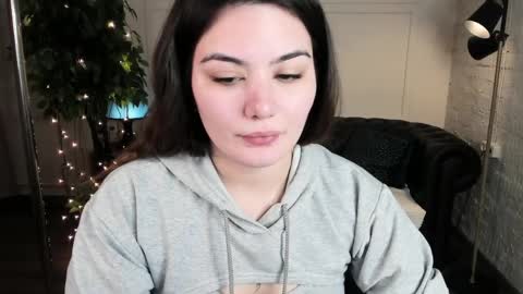 Mon Mon online show from April 2026 02:42:02 AM