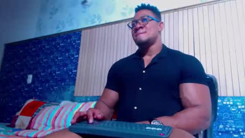 duglas online show from March 2026 08:53:01 PM