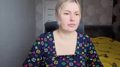 blackeyes11 online show from April 2026 04:04:02 AM