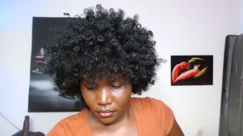Snapshot of blackmellanin_ chatting on June 2026 10:59:02 AM Smiley sylivia online show from June 2026 10:59:02 AM
