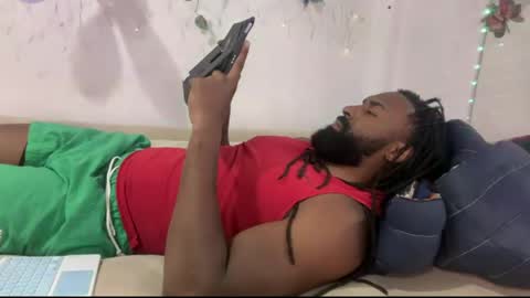 blackmuscles77 online show from May 2026 10:37:01 PM