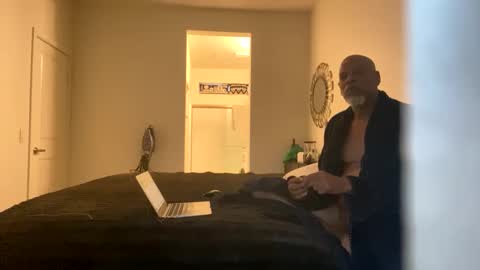 ebony online show from February 2025 04:00:02 PM