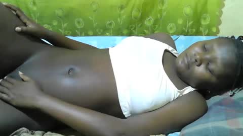 Snapshot of blackslim_girl2 chatting on June 2026 06:44:01 PM blackslim_girl2 online show from June 2026 06:44:01 PM
