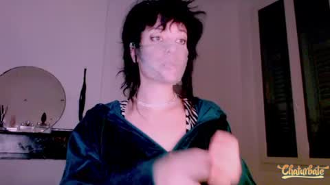 Cassandre online show from February 2026 08:01:02 PM
