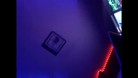 bleunuit43 online show from October 2025 07:40:02 AM