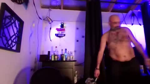 Snapshot of bloki123 chatting on March 2026 08:48:01 AM lo que nunca olvidaras online show from March 2026 08:48:01 AM