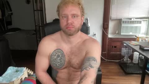 blondebluebear online show from March 2026 12:53:01 PM