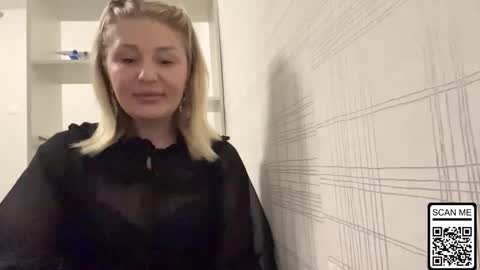 blondie_xoxoxo online show from November 2025 04:20:02 PM