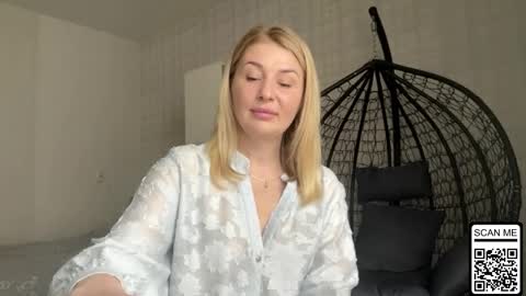 blondie_xoxoxo online show from April 2026 08:25:01 AM