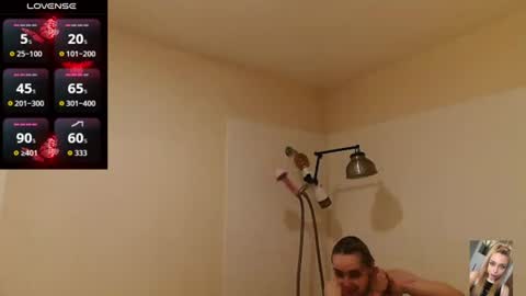 Snapshot of blondiebubblebooty chatting on July 2026 12:23:01 PM Bubbles online show from July 2026 12:23:01 PM