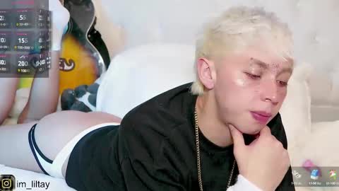 Snapshot of blue_boy_1 chatting on March 2025 04:14:01 AM TAY online show from March 2025 04:14:01 AM