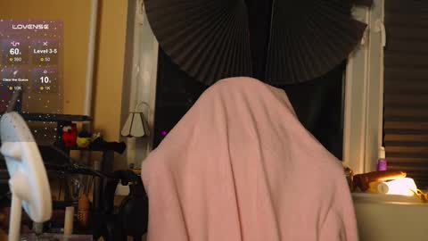 Snapshot of bluecherryyy chatting on November 2025 08:24:02 PM Lika online show from November 2025 08:24:02 PM