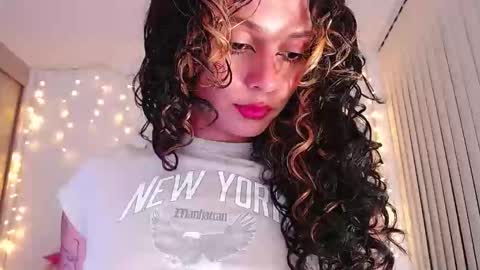 Im Abril .. Nice to meet you  thumb up me please its important  INDEPENDENT MODEL online show from April 2026 02:10:01 AM