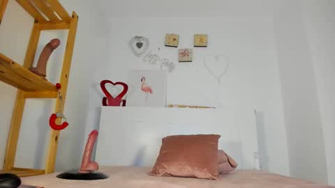 blueee_diamond online show from June 2026 09:04:01 PM