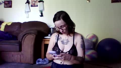 Blueeyedbeauty online show from June 2026 11:51:02 PM