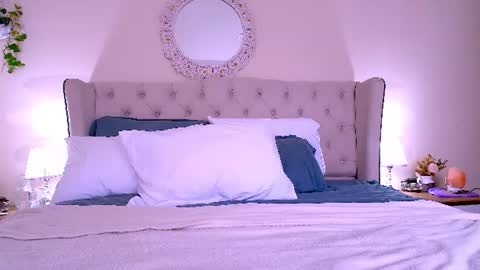 FLORAA online show from July 2026 03:38:01 PM