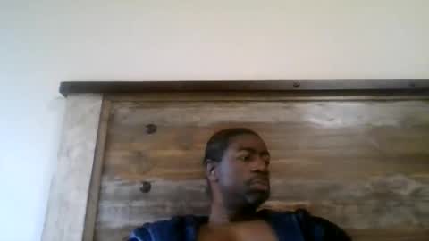 bluuthunder1914 online show from February 2026 05:01:01 PM