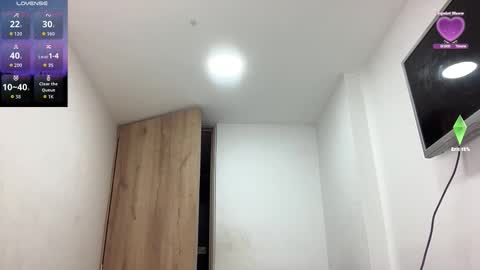 Bob  INDEPENDENT MODEL online show from March 2026 06:27:02 AM