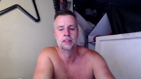 Snapshot of bobberman78 chatting on June 2026 01:55:01 AM Dan online show from June 2026 01:55:01 AM