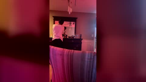 Snapshot of bodyyattiyatti chatting on April 2026 07:19:02 PM Sailorartemis online show from April 2026 07:19:02 PM