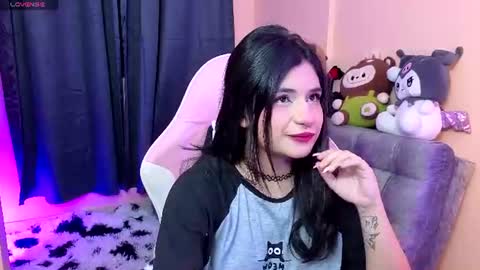 Snapshot of bonnietaylor1 chatting on June 2026 01:52:01 AM Karen online show from June 2026 01:52:01 AM