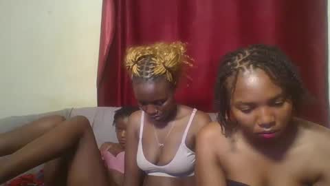 bootie_caramel online show from February 2025 03:04:02 PM