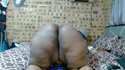 Snapshot of bootytwerkxxx chatting on June 2026 06:40:02 AM bootytwerkxxx online show from June 2026 06:40:02 AM