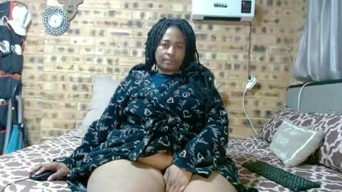 Snapshot of bootytwerkxxx chatting on June 2026 02:21:01 AM bootytwerkxxx online show from June 2026 02:21:01 AM