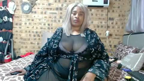 Snapshot of bootytwerkxxx chatting on June 2026 12:39:01 PM bootytwerkxxx online show from June 2026 12:39:01 PM