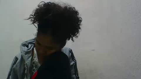 botoelia online show from December 2025 04:30:01 AM