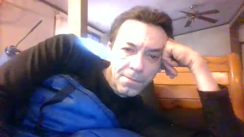 Snapshot of bottomcdforoldersc chatting on January 2025 08:05:02 PM James online show from January 2025 08:05:02 PM