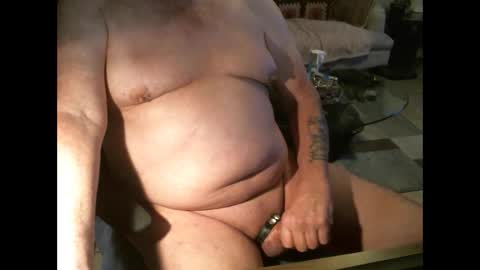 Snapshot of bottomguy33540 chatting on December 2024 10:55:02 PM BAM online show from December 2024 10:55:02 PM