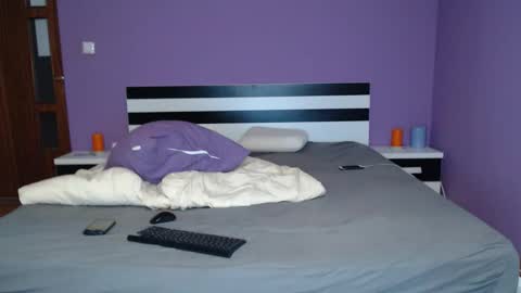 Snapshot of bouth_dream chatting on November 2025 11:59:01 PM Angel-Boy online show from November 2025 11:59:01 PM