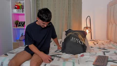 boy_jerry online show from February 2026 08:13:01 AM