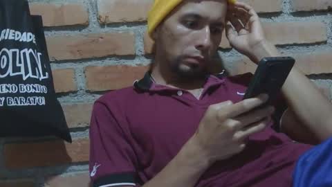 Snapshot of boycumlatino21 chatting on February 2026 02:32:01 AM Boy online show from February 2026 02:32:01 AM