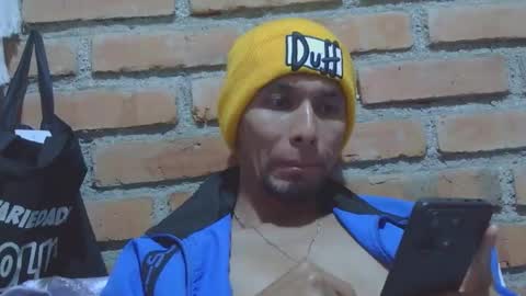 Snapshot of boycumlatino21 chatting on February 2026 12:51:02 AM Boy online show from February 2026 12:51:02 AM