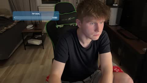 Eddie online show from January 2025 01:06:01 AM