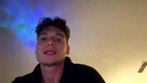 boynekstdoorr online show from October 2025 10:24:01 AM