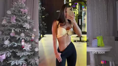 Snapshot of brabuss_ chatting on January 2026 03:52:02 AM Lana online show from January 2026 03:52:02 AM