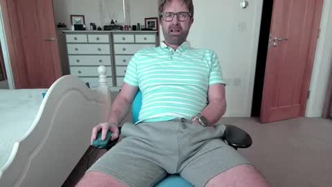 bradley77777 online show from January 2025 12:18:01 PM