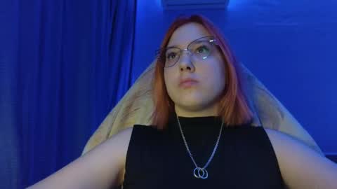 Snapshot of brandy__stars chatting on February 2026 12:10:01 PM Belle online show from February 2026 12:10:01 PM