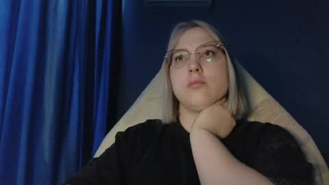 Snapshot of brandy__stars chatting on March 2026 02:50:02 AM Belle online show from March 2026 02:50:02 AM