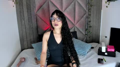 B R I A  online show from April 2026 01:36:01 AM