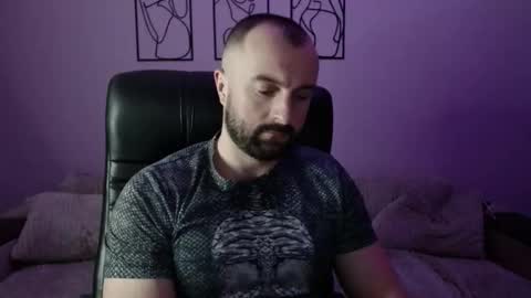 brindlefly69 online show from March 2026 11:26:01 AM