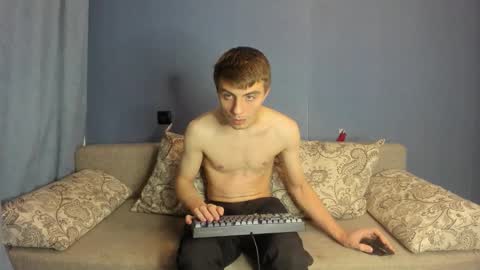 bristlebback online show from November 2025 06:28:01 PM